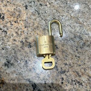 Louis Vuitton Lock and Key #323